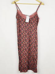 Buy online pre-used pre-loved 100% authentic & Original branded Loungewear By Mis (NL-2731) available in Pakistan. Top international brands avilable.