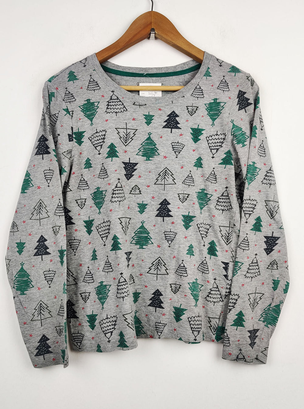 Buy online pre-used pre-loved 100% authentic & Original branded Primark (NL-400) available in Pakistan. Top international brands avilable.