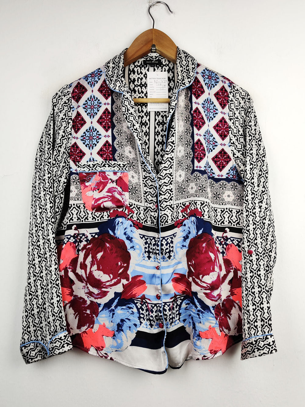 Buy online pre-used pre-loved 100% authentic & Original branded River Island (NL-439) available in Pakistan. Top international brands avilable.