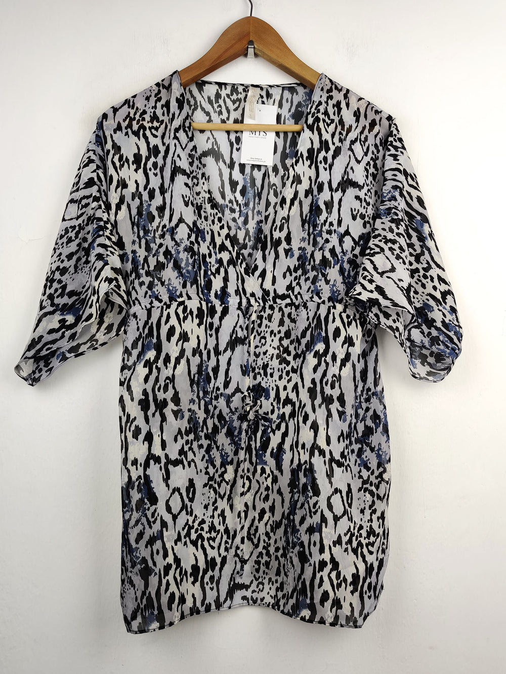 Buy online pre-used pre-loved 100% authentic & Original branded Gilligan Omalley (NL-456) available in Pakistan. Top international brands avilable.