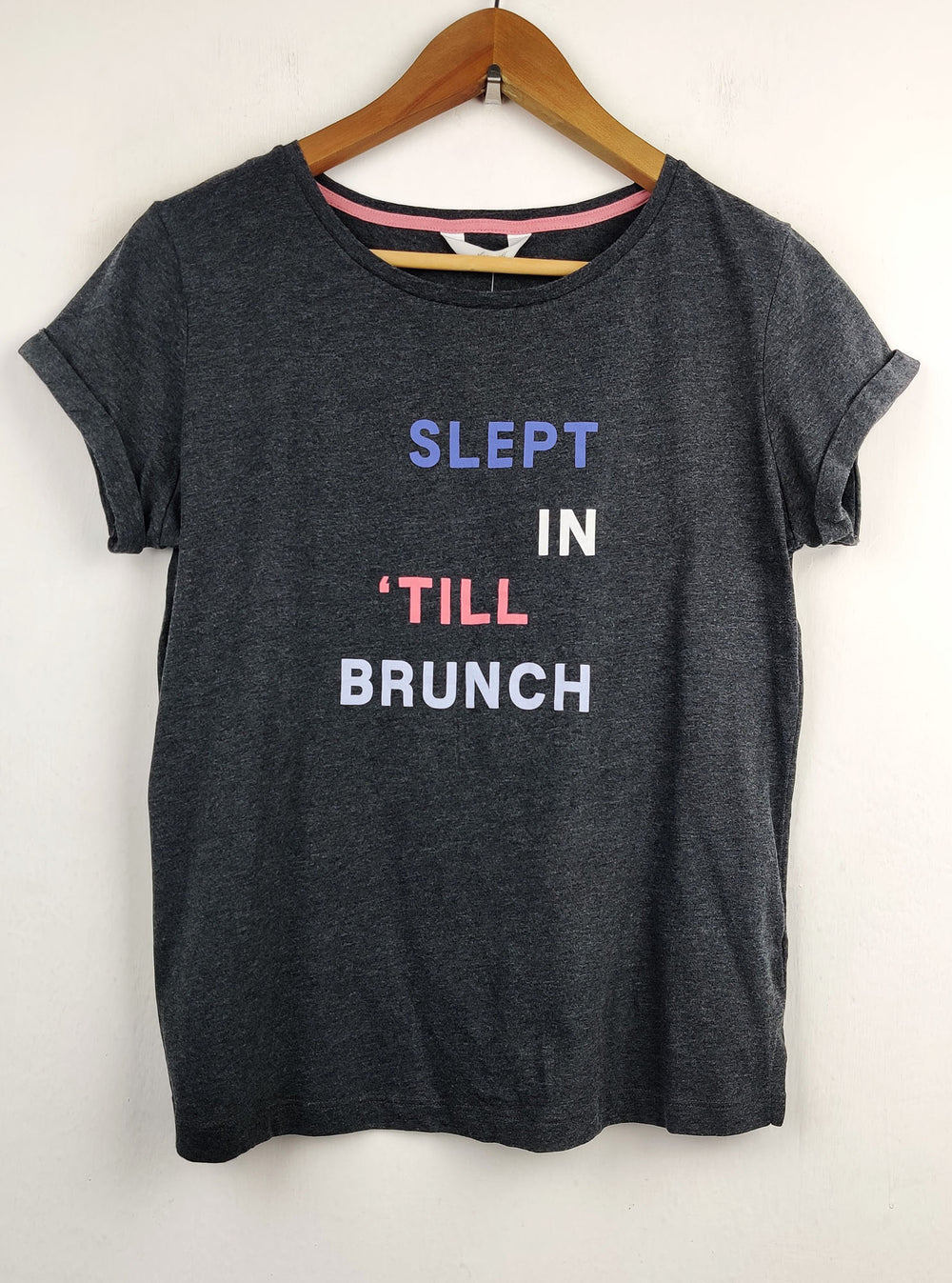 Buy online pre-used pre-loved 100% authentic & Original branded Marks & Spencer (NL-483) available in Pakistan. Top international brands avilable.