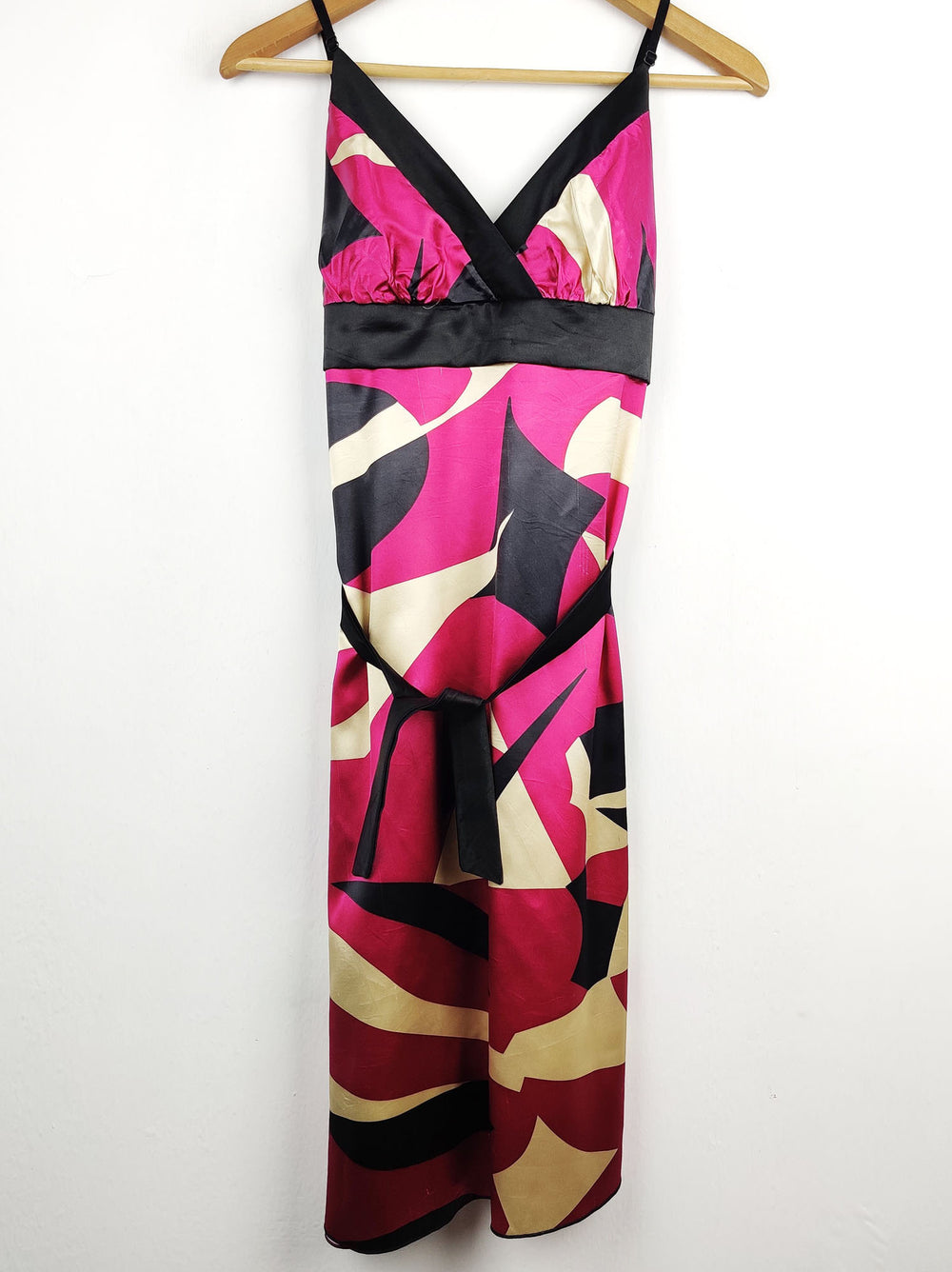 Buy online pre-used pre-loved 100% authentic & Original branded Astuces (NL-501) available in Pakistan. Top international brands avilable.