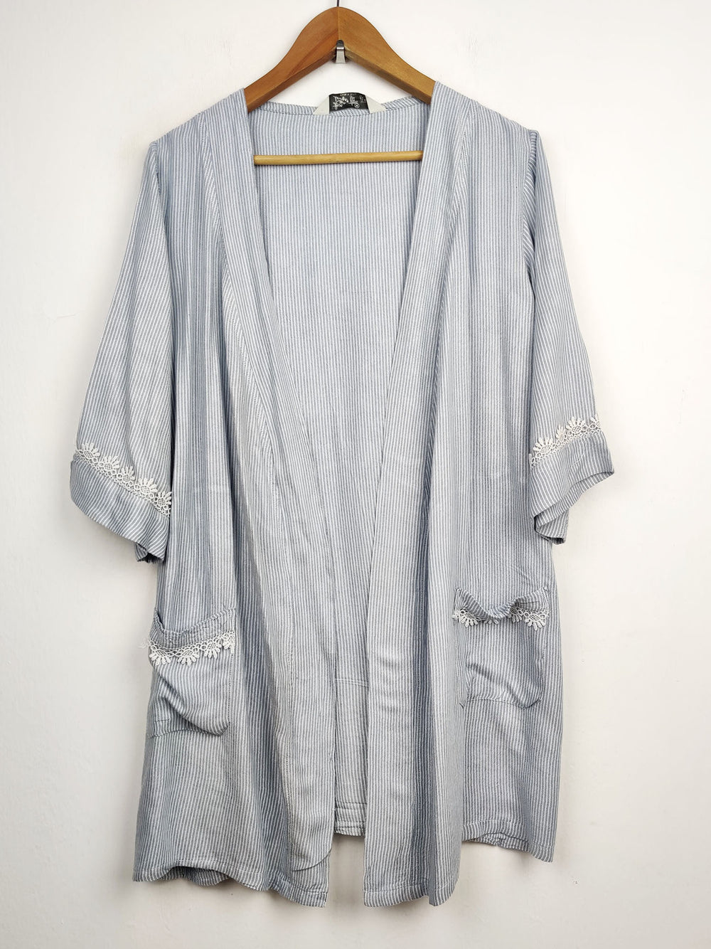 Buy online pre-used pre-loved 100% authentic & Original branded Love To Lounge (NL-516) available in Pakistan. Top international brands avilable.