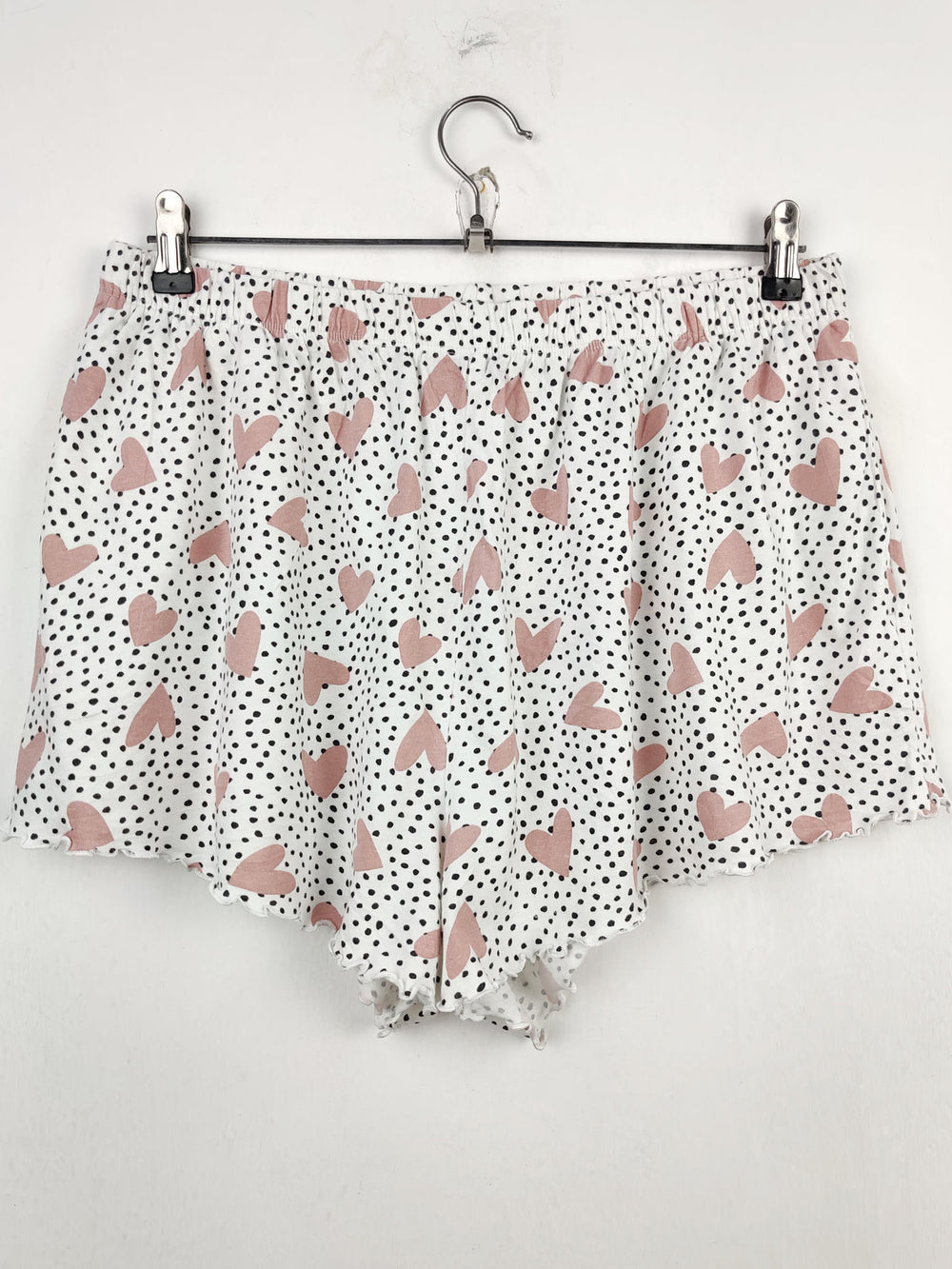 Buy online pre-used pre-loved 100% authentic & Original branded Tu (NL-626) available in Pakistan. Top international brands avilable.