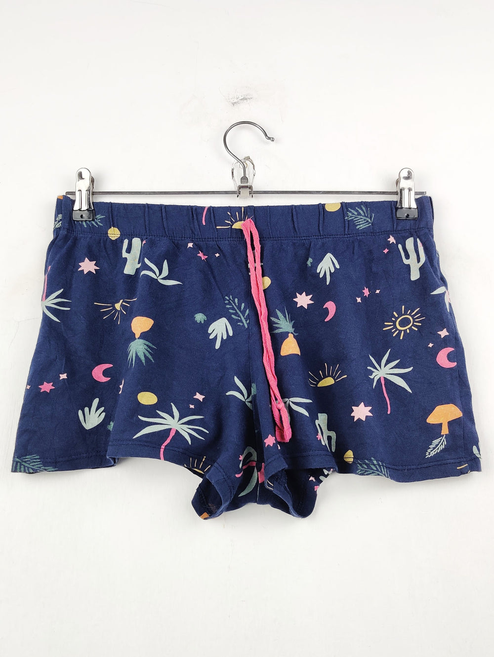 Buy online pre-used pre-loved 100% authentic & Original branded George (NL-723) available in Pakistan. Top international brands avilable.