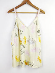 Buy online pre-used pre-loved 100% authentic & Original branded George (NL-831) available in Pakistan. Top international brands avilable.