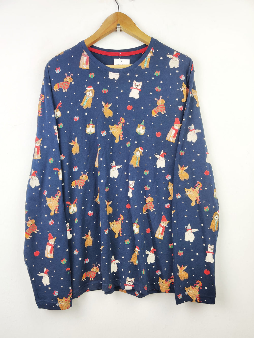 Buy online pre-used pre-loved 100% authentic & Original branded Marks & Spencer (NL-893) available in Pakistan. Top international brands avilable.