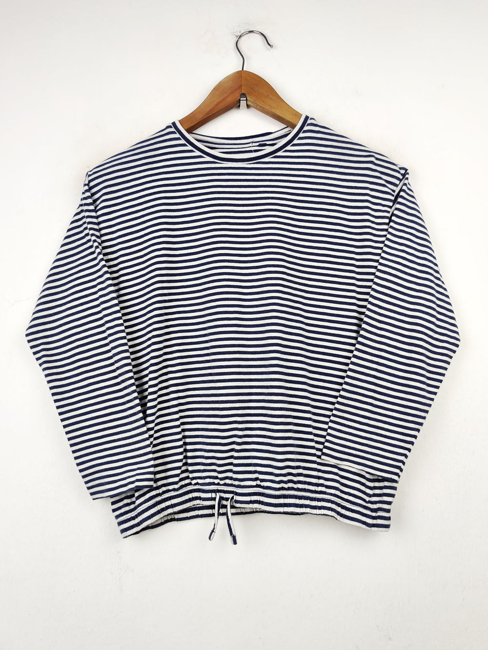 Buy online pre-used pre-loved 100% authentic & Original branded Next (NL-933) available in Pakistan. Top international brands avilable.