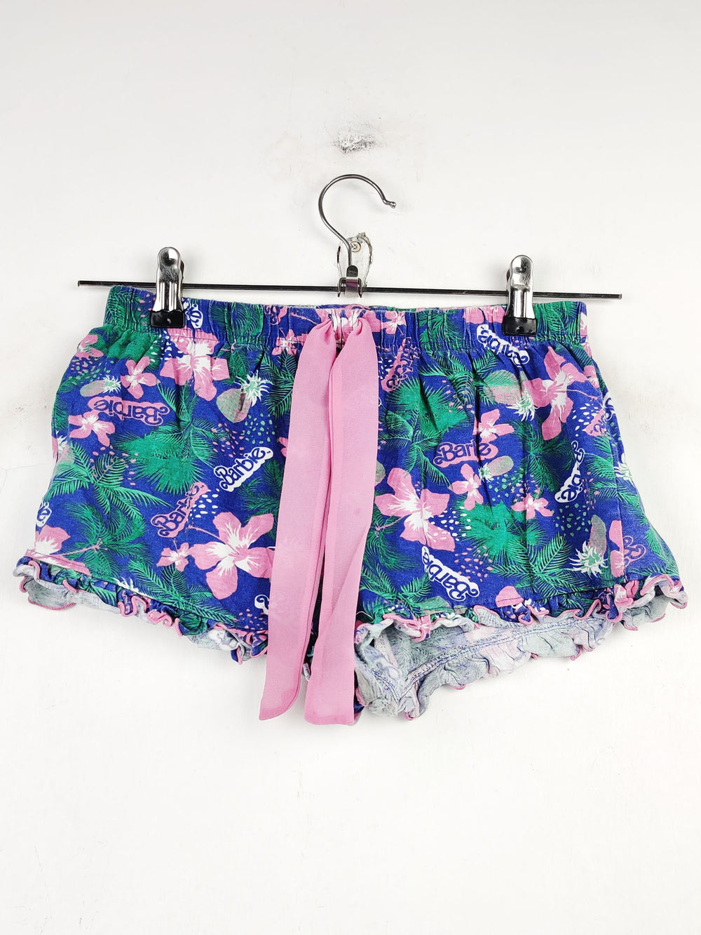 Buy online pre-used pre-loved 100% authentic & Original branded Barbie (NL-986) available in Pakistan. Top international brands avilable.