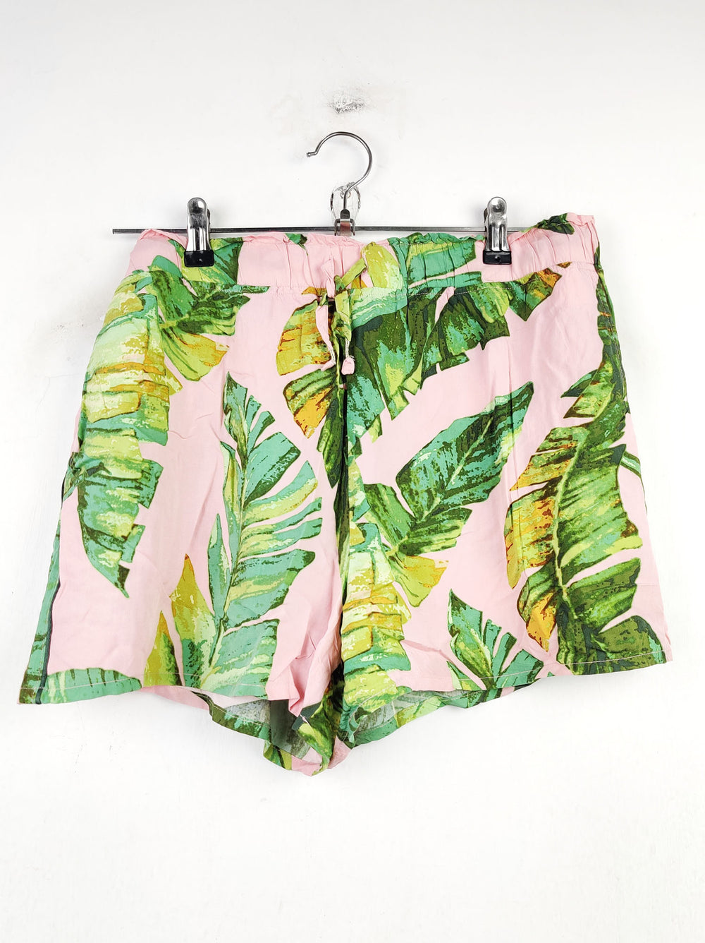 Buy online pre-used pre-loved 100% authentic & Original branded Next (NL-988) available in Pakistan. Top international brands avilable.