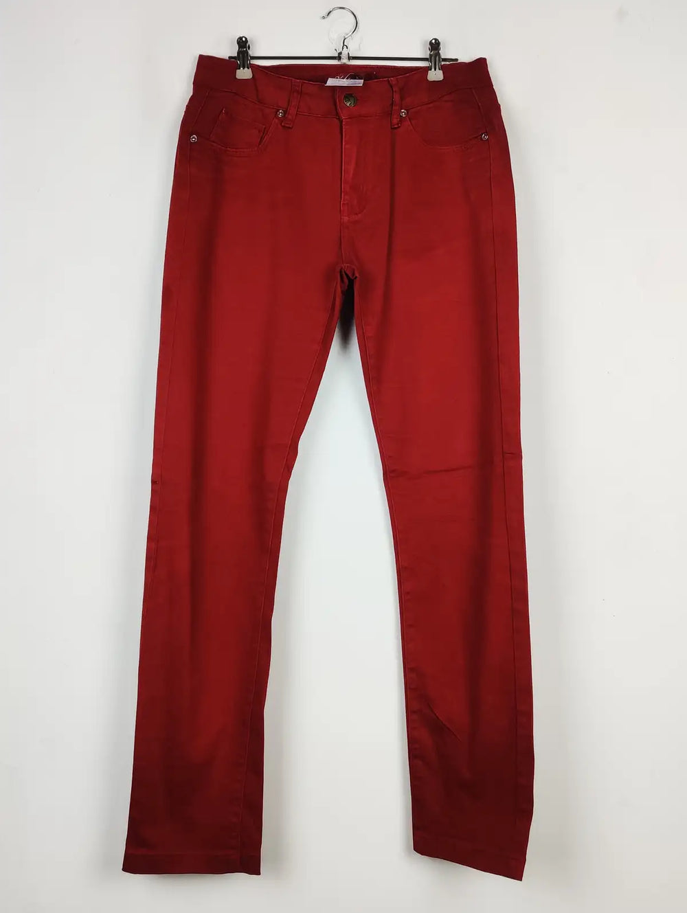 Buy online pre-used pre-loved 100% authentic & Original branded Narfy Wear (P-228) available in Pakistan. Top international brands avilable.