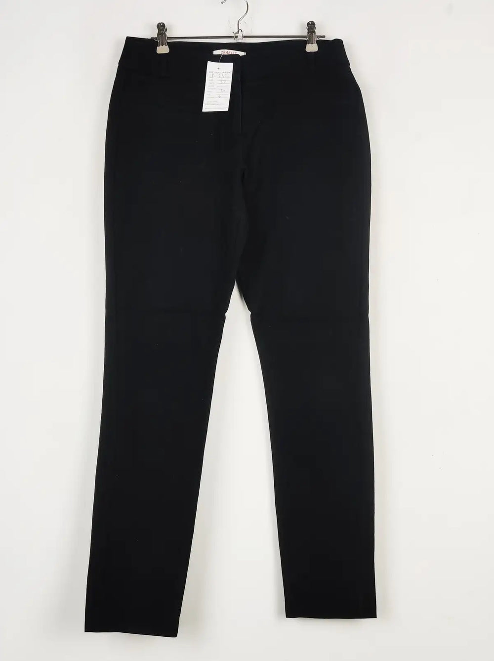 Buy online pre-used pre-loved 100% authentic & Original branded Camaieu (P-232) available in Pakistan. Top international brands avilable.