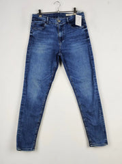 Buy online pre-used pre-loved 100% authentic & Original branded Marks & Spencer (P-279) available in Pakistan. Top international brands avilable.