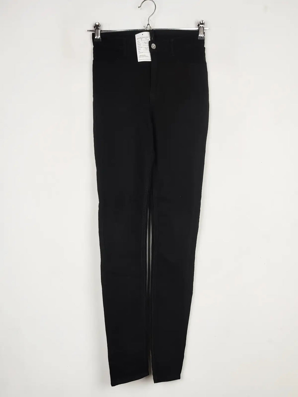 Buy online pre-used pre-loved 100% authentic & Original branded H&M (P-342) available in Pakistan. Top international brands avilable.