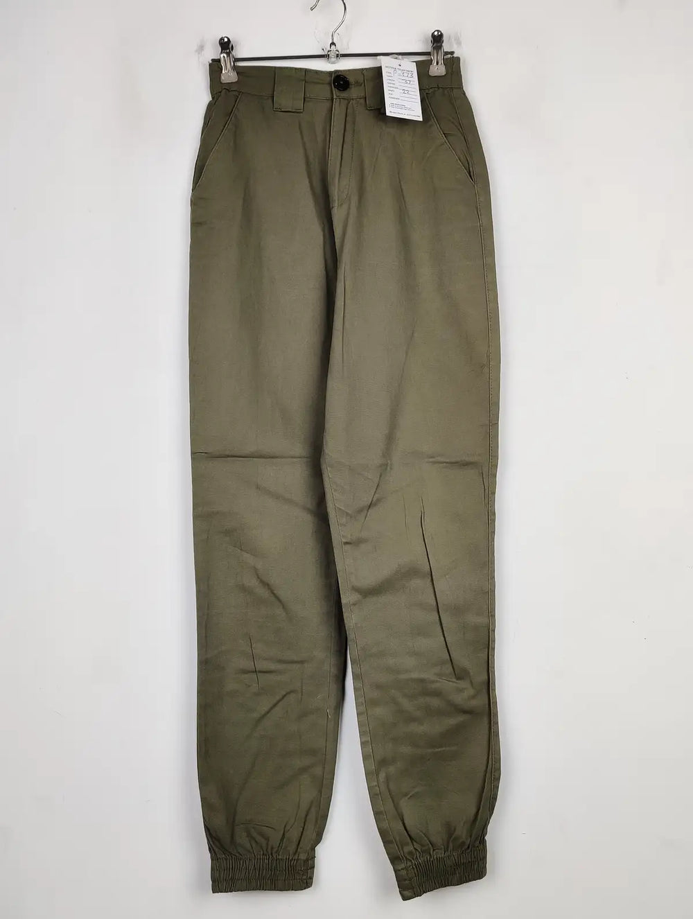 Buy online pre-used pre-loved 100% authentic & Original branded Unknown Brand (P-373) available in Pakistan. Top international brands avilable.