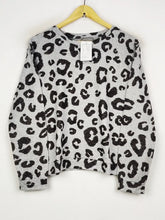 Buy online pre-used pre-loved 100% authentic & Original branded New Look (PJ-1164) available in Pakistan. Top international brands avilable.