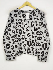 Buy online pre-used pre-loved 100% authentic & Original branded New Look (PJ-1164) available in Pakistan. Top international brands avilable.