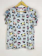 Buy online pre-used pre-loved 100% authentic & Original branded Chelsea Peers (PJ-1196) available in Pakistan. Top international brands avilable.