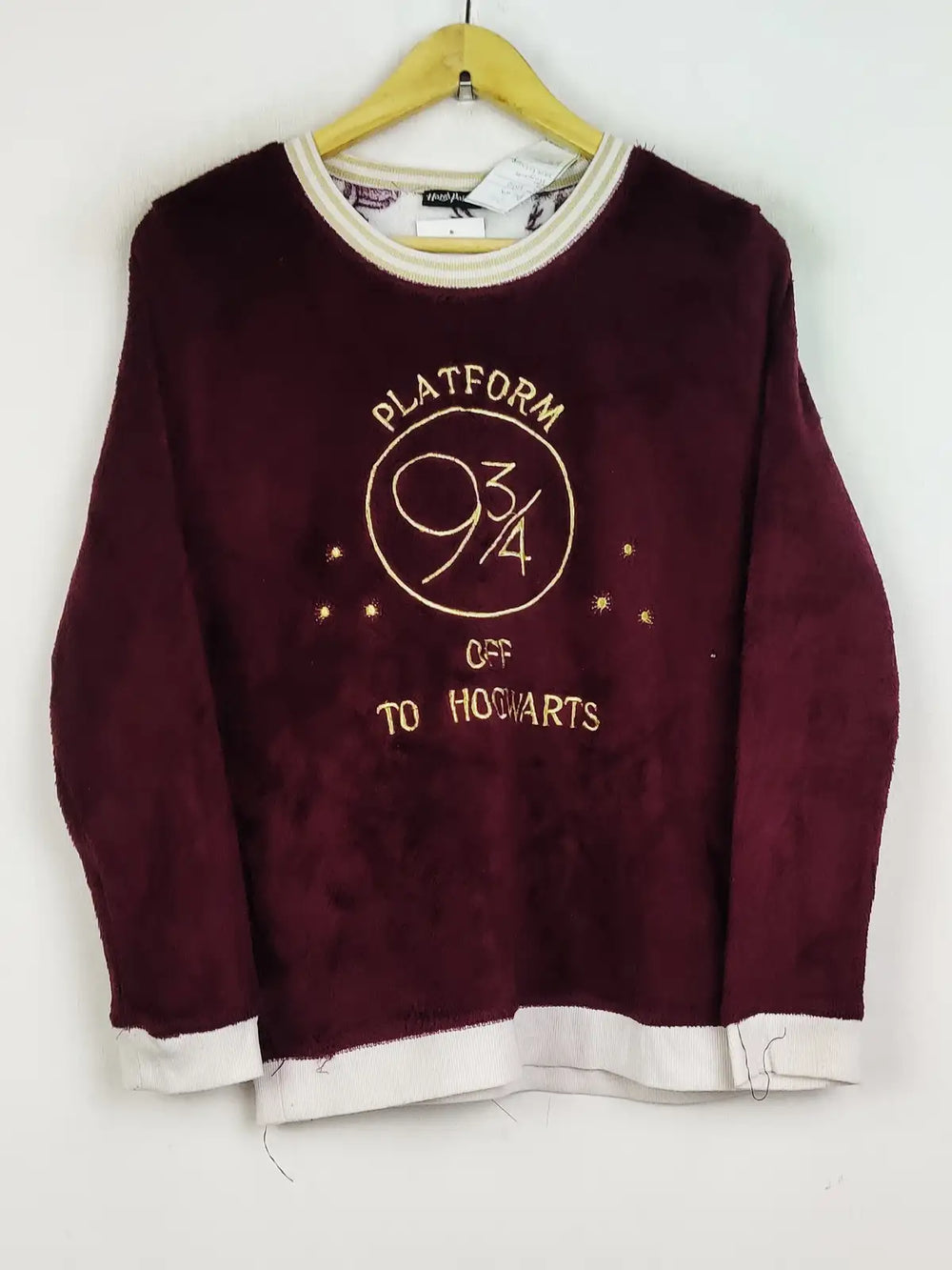 Buy online pre-used pre-loved 100% authentic & Original branded Love To Lounge (PJ-1248) available in Pakistan. Top international brands avilable.