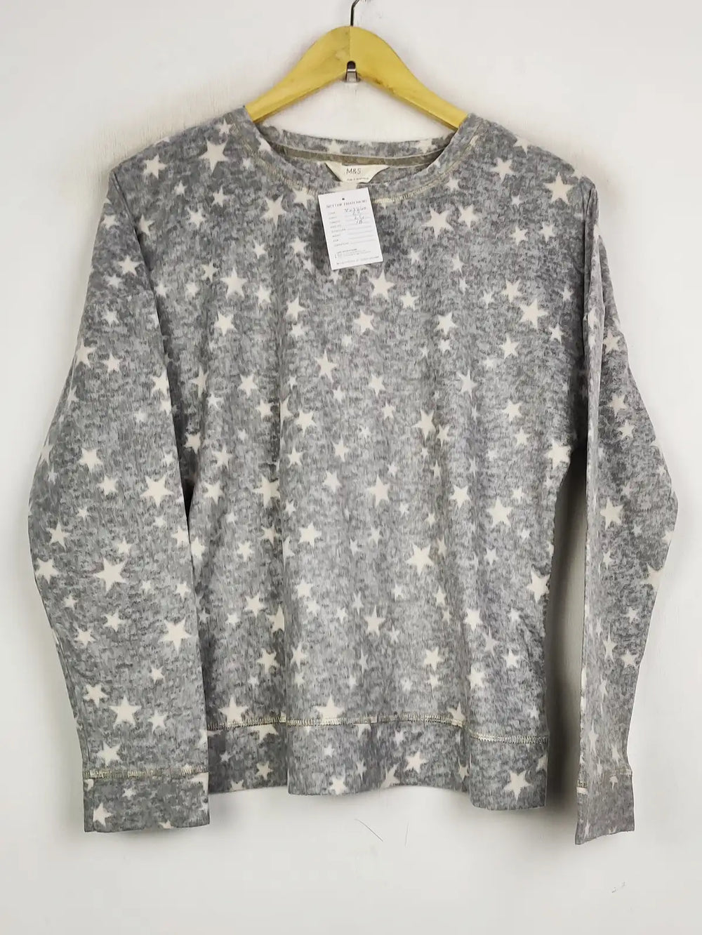 Buy online pre-used pre-loved 100% authentic & Original branded Marks & Spencer (PJ-1250) available in Pakistan. Top international brands avilable.