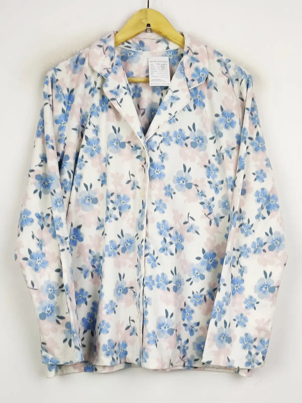 Buy online pre-used pre-loved 100% authentic & Original branded Unknown Brand (PJ-1253) available in Pakistan. Top international brands avilable.