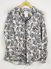 Buy online pre-used pre-loved 100% authentic & Original branded La Vie En Rose (PJ-1265) available in Pakistan. Top international brands avilable.