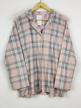 Buy online pre-used pre-loved 100% authentic & Original branded Marks & Spencer (PJ-1268) available in Pakistan. Top international brands avilable.