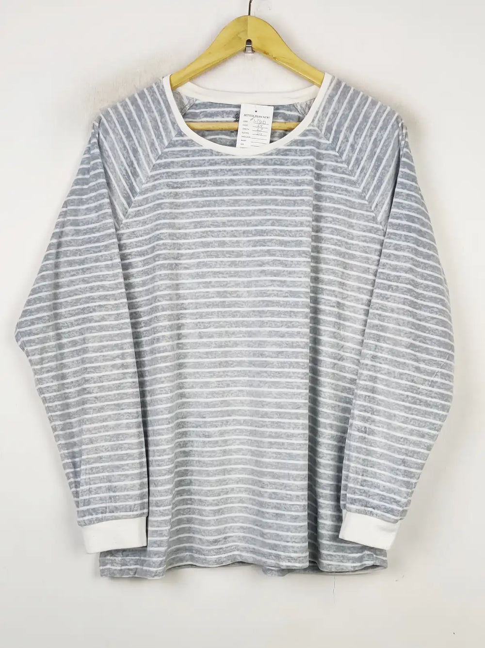 Buy online pre-used pre-loved 100% authentic & Original branded Love To Lounge (PJ-1310) available in Pakistan. Top international brands avilable.