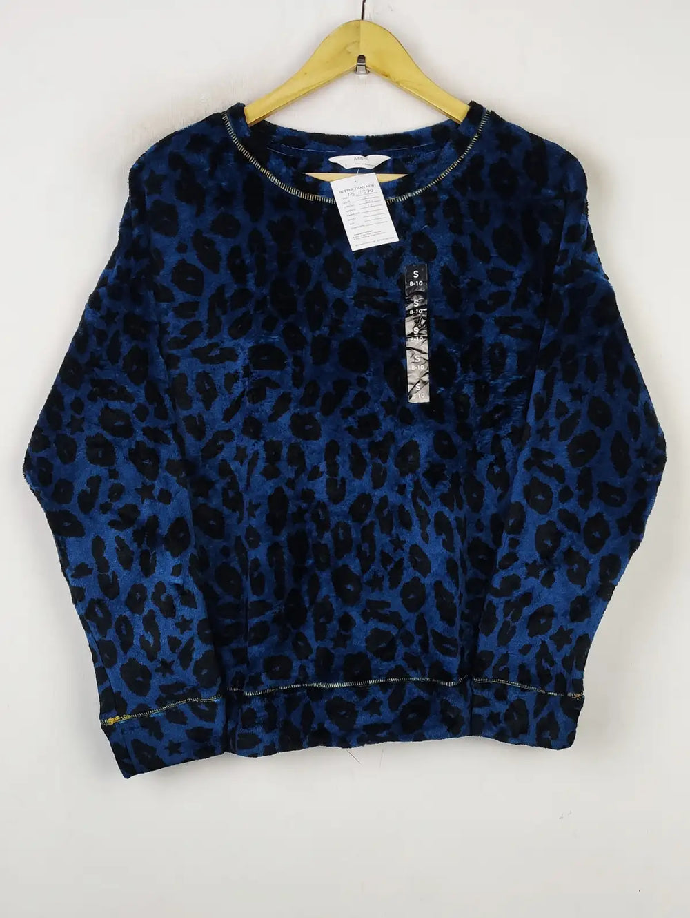 Buy online pre-used pre-loved 100% authentic & Original branded Marks & Spencer (PJ-1320) available in Pakistan. Top international brands avilable.