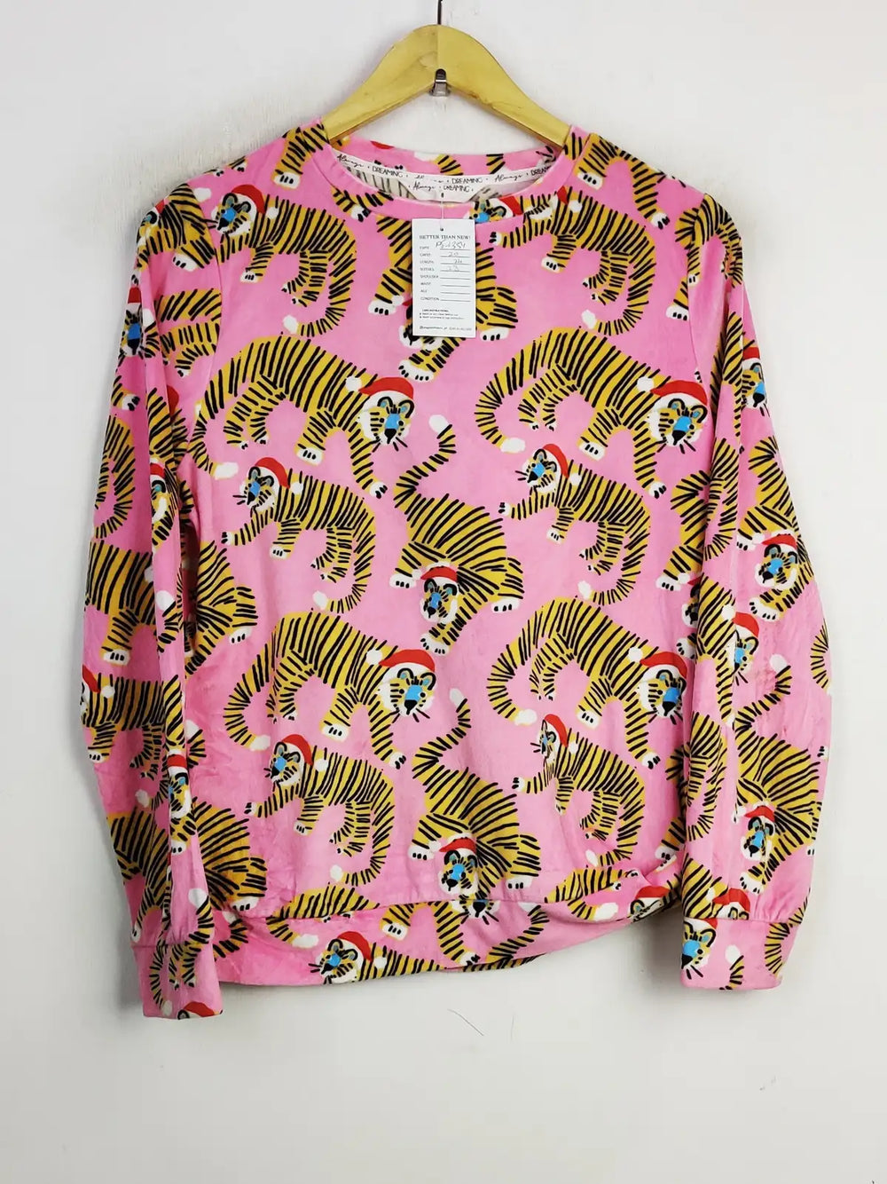 Buy online pre-used pre-loved 100% authentic & Original branded Tu (PJ-1354) available in Pakistan. Top international brands avilable.