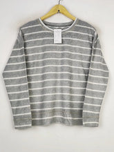 Buy online pre-used pre-loved 100% authentic & Original branded Marks & Spencer (PJ-1366) available in Pakistan. Top international brands avilable.