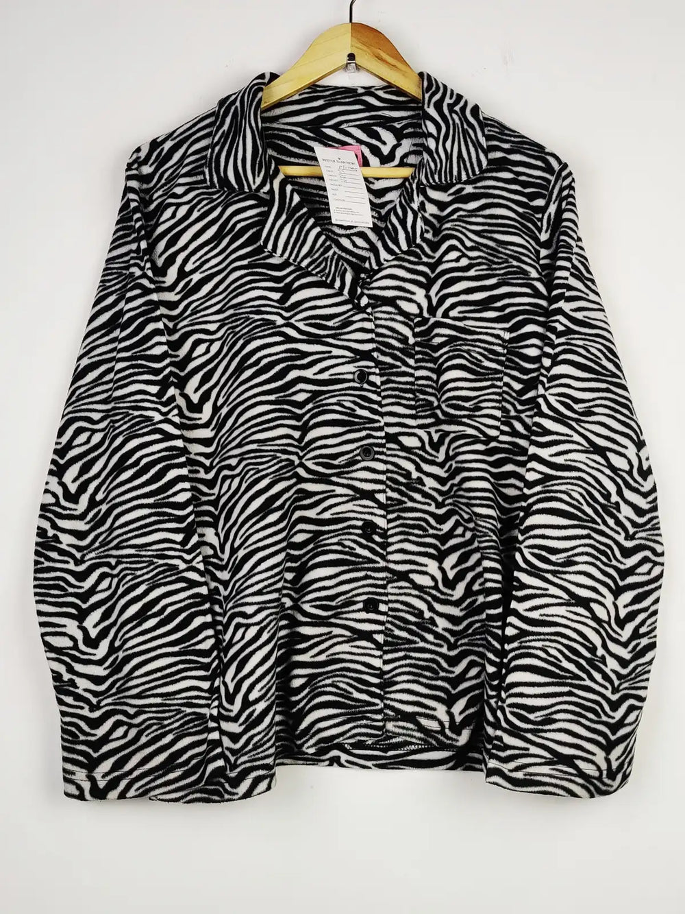 Buy online pre-used pre-loved 100% authentic & Original branded Adore (PJ-1495) available in Pakistan. Top international brands avilable.