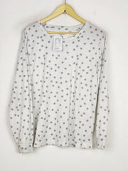 Buy online pre-used pre-loved 100% authentic & Original branded F&F (PJ-1560) available in Pakistan. Top international brands avilable.