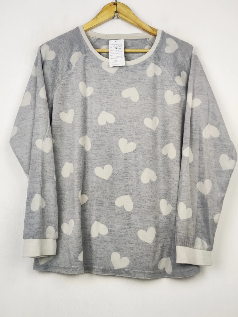 Buy online pre-used pre-loved 100% authentic & Original branded Love To Lounge (PJ-1892) available in Pakistan. Top international brands avilable.