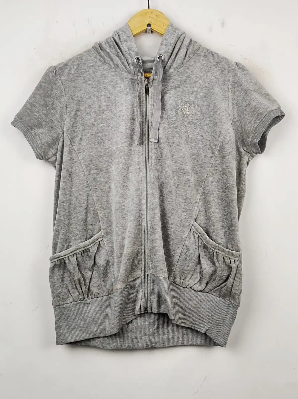 Buy online pre-used pre-loved 100% authentic & Original branded Denim (PJ-398) available in Pakistan. Top international brands avilable.