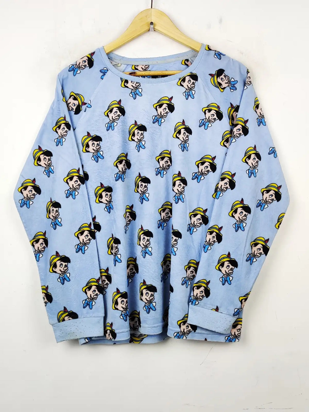 Buy online pre-used pre-loved 100% authentic & Original branded Love To Lounge (PJ-407) available in Pakistan. Top international brands avilable.