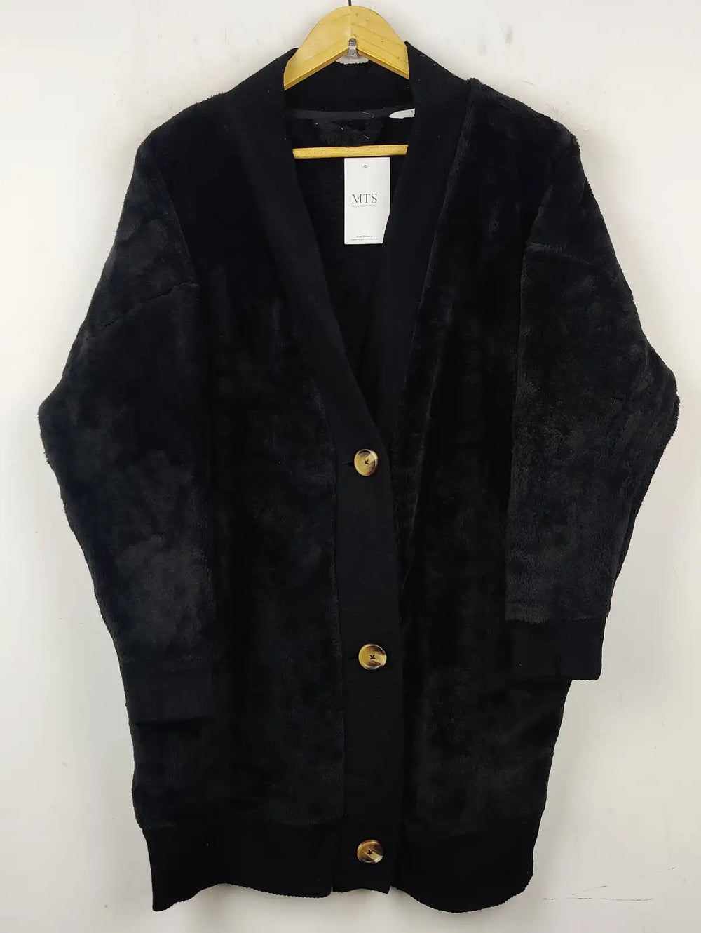 Buy online pre-used pre-loved 100% authentic & Original branded Marks & Spencer (PJ-489) available in Pakistan. Top international brands avilable.