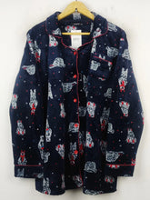 Buy online pre-used pre-loved 100% authentic & Original branded Smart (PJ-557) available in Pakistan. Top international brands avilable.