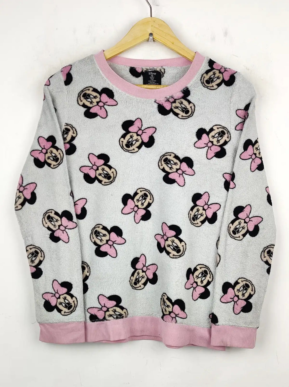 Buy online pre-used pre-loved 100% authentic & Original branded Love To Lounge (PJ-612) available in Pakistan. Top international brands avilable.