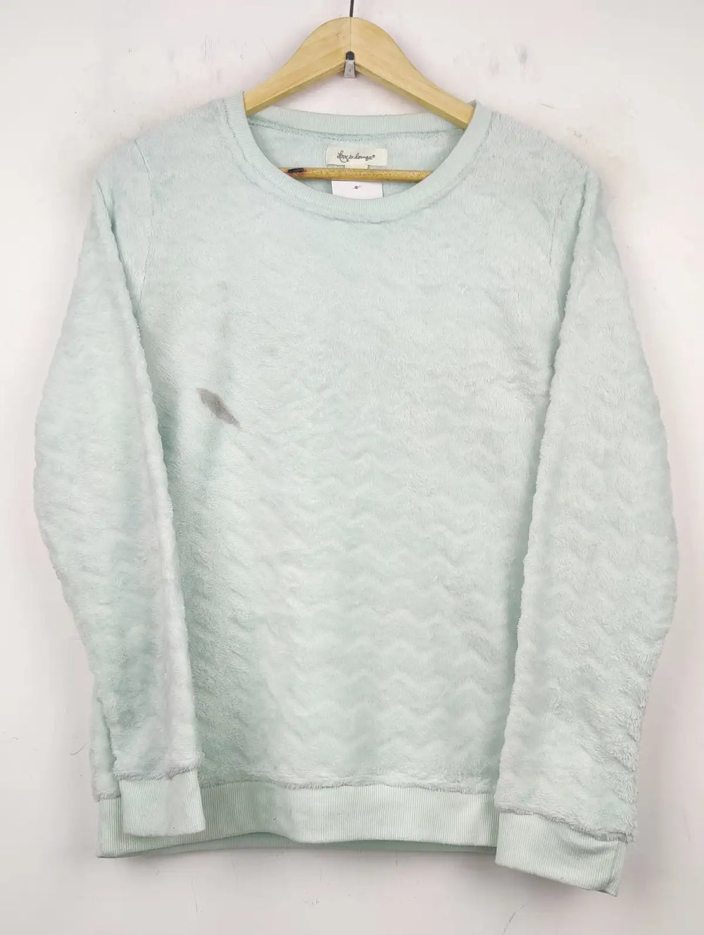 Buy online pre-used pre-loved 100% authentic & Original branded Love To Lounge (PJ-622) available in Pakistan. Top international brands avilable.