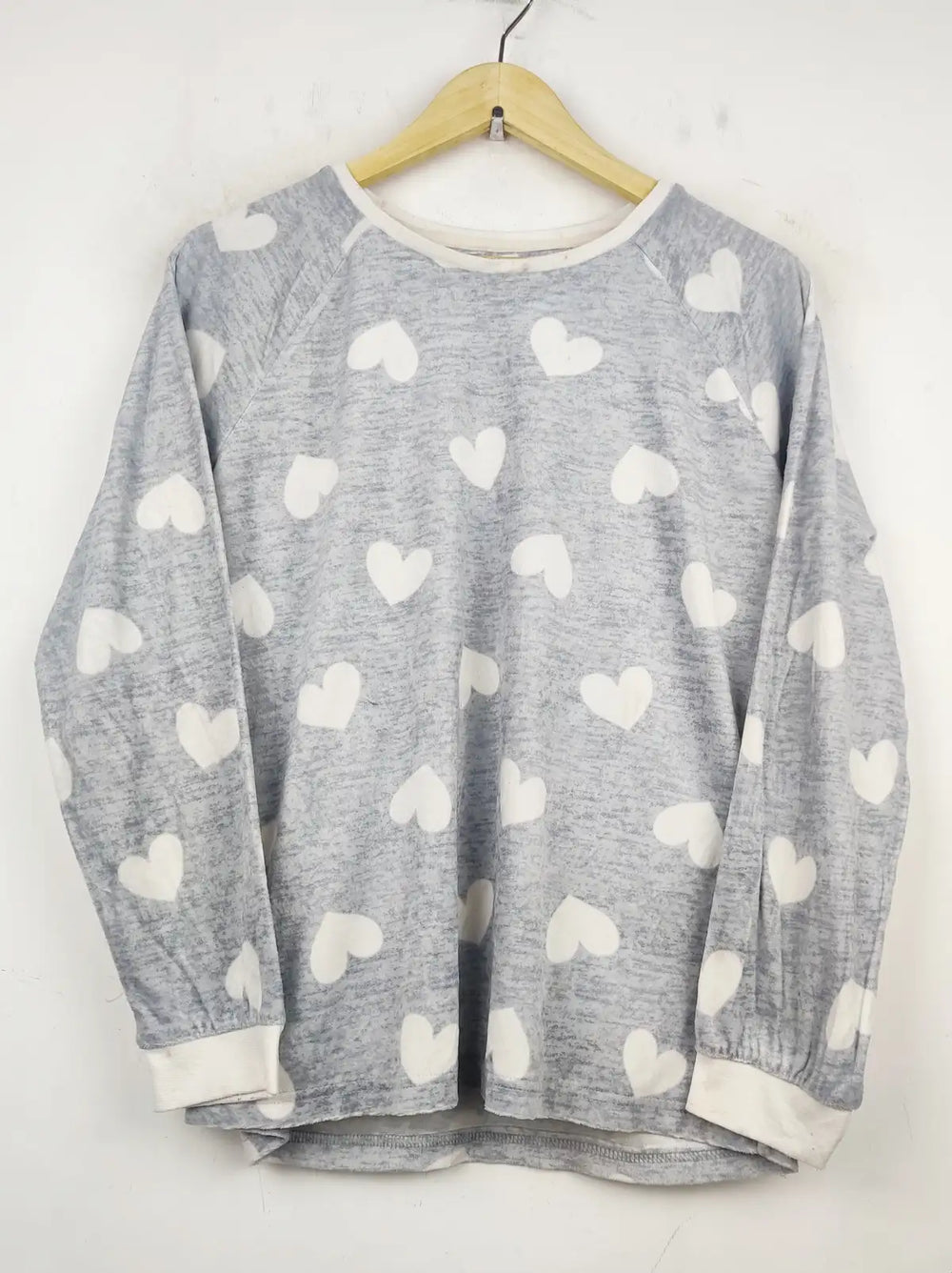 Buy online pre-used pre-loved 100% authentic & Original branded Love To Lounge (PJ-629) available in Pakistan. Top international brands avilable.