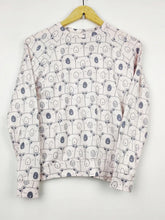 Buy online pre-used pre-loved 100% authentic & Original branded Unknown Brand (PJ-772) available in Pakistan. Top international brands avilable.