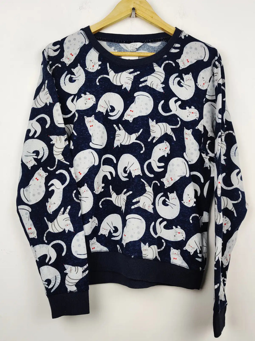 Buy online pre-used pre-loved 100% authentic & Original branded Debenhams (PJ-905) available in Pakistan. Top international brands avilable.