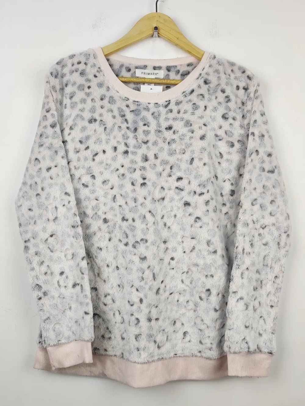 Buy online pre-used pre-loved 100% authentic & Original branded Primark (PJ-919) available in Pakistan. Top international brands avilable.