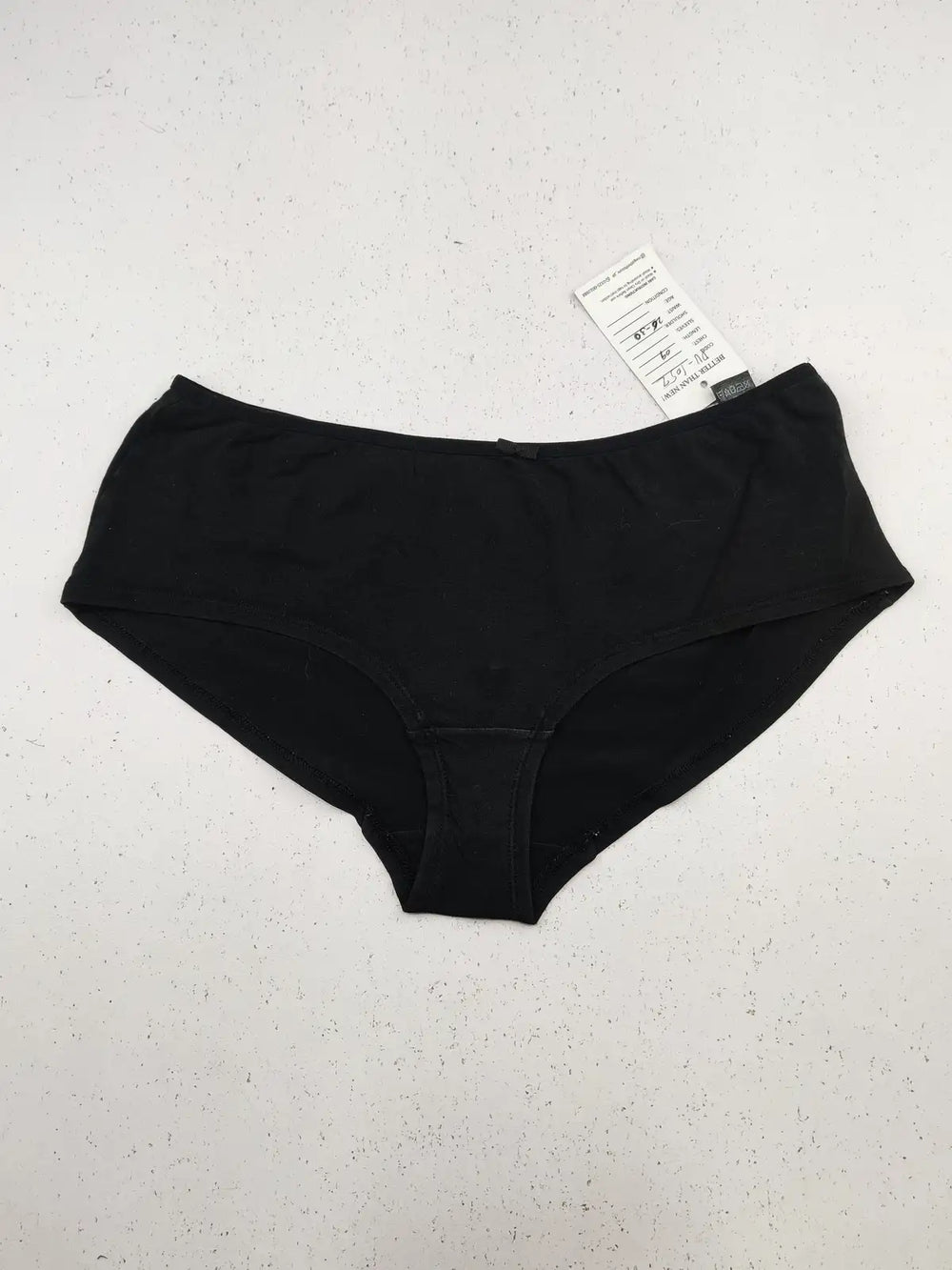 Buy online pre-used pre-loved 100% authentic & Original branded Marks & Spencer (PU-1052) available in Pakistan. Top international brands avilable.