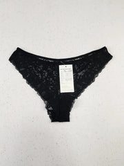 Buy online pre-used pre-loved 100% authentic & Original branded Unknown Brand (PU-1178) available in Pakistan. Top international brands avilable.