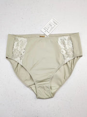 Buy online pre-used pre-loved 100% authentic & Original branded Jolinesse (PU-124) available in Pakistan. Top international brands avilable.