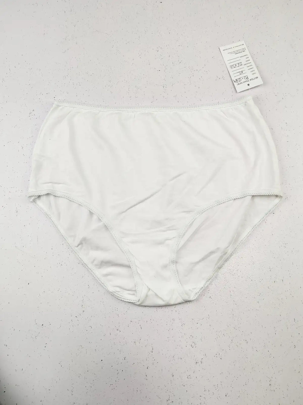 Buy online pre-used pre-loved 100% authentic & Original branded Unknown Brand (PU-1284) available in Pakistan. Top international brands avilable.