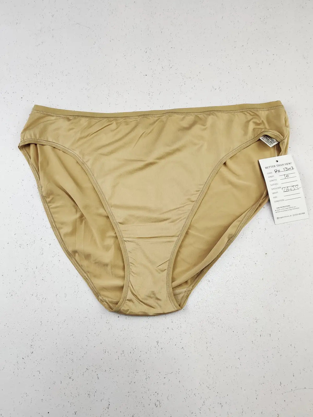 Buy online pre-used pre-loved 100% authentic & Original branded Marks & Spencer (PU-1302) available in Pakistan. Top international brands avilable.