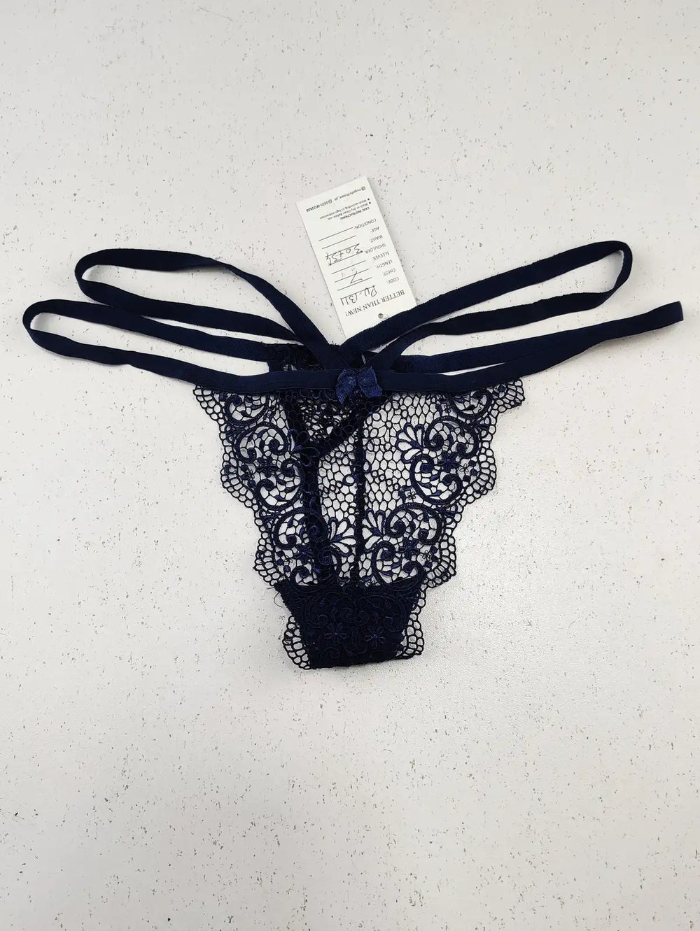 Buy online pre-used pre-loved 100% authentic & Original branded Unknown Brand (PU-1311) available in Pakistan. Top international brands avilable.